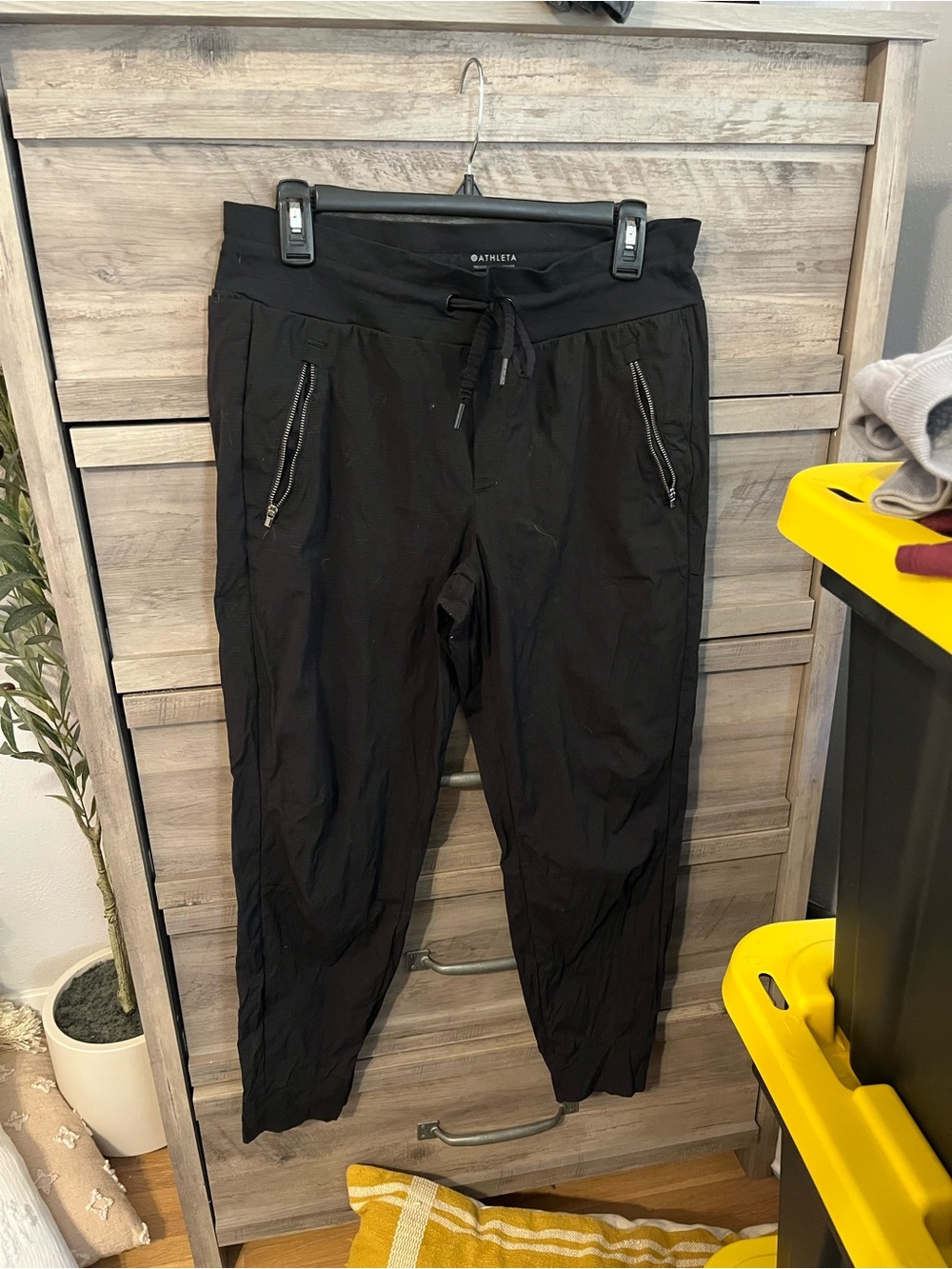Athleta Black Men's Jogger Sweatpants with Zip Pockets